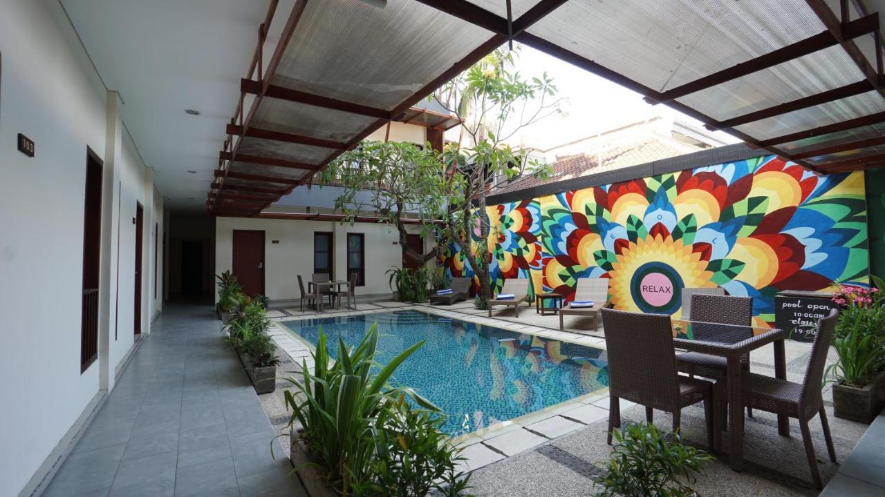 Reddoorz Near Legian Street Hotel Ngoại thất bức ảnh
