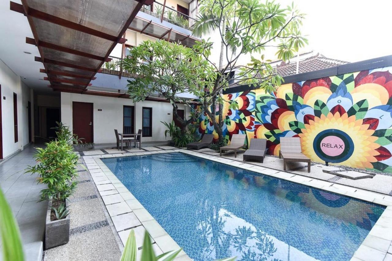 Reddoorz Near Legian Street Hotel Ngoại thất bức ảnh
